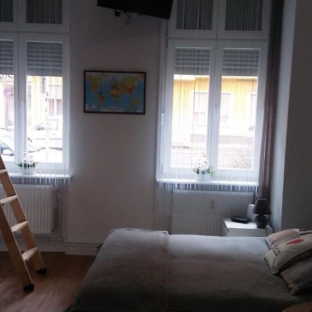 Ferienwohnung Берлин Экстерьер фото